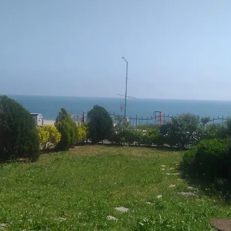 Apartment Rouge Sozopol